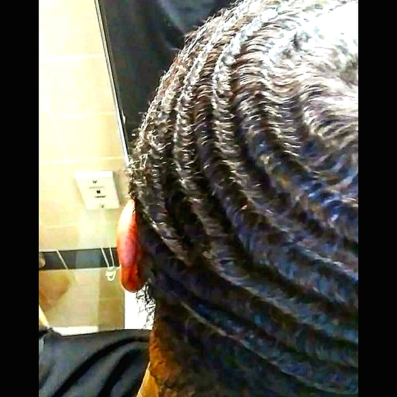 Meet your Posher, Rey - Picture 1 of 1